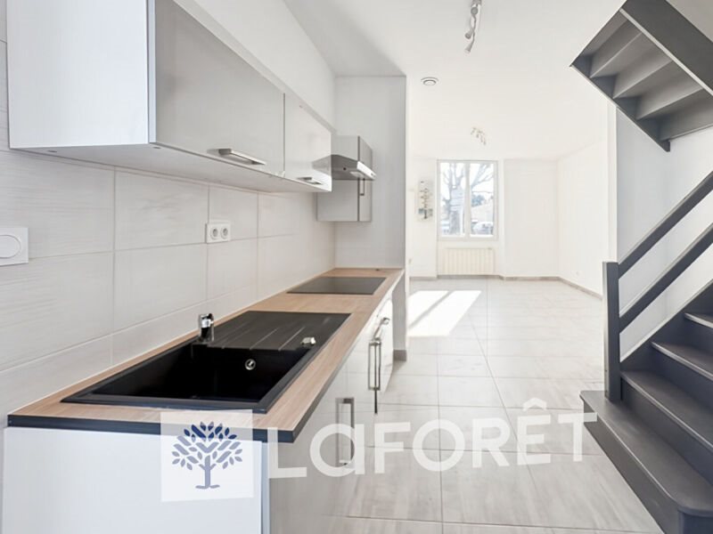 Appartement à louer, 50m², Gémozac
