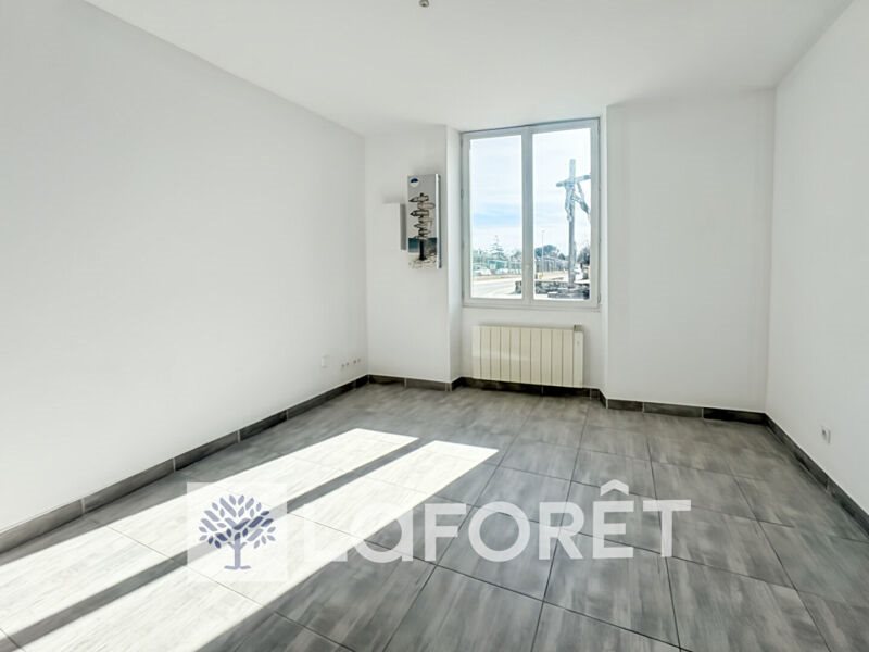 Appartement à louer, 50m², Gémozac