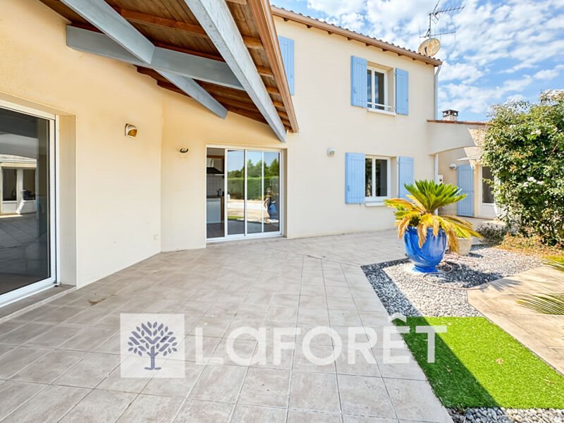 Maison à vendre, 157m², Tesson