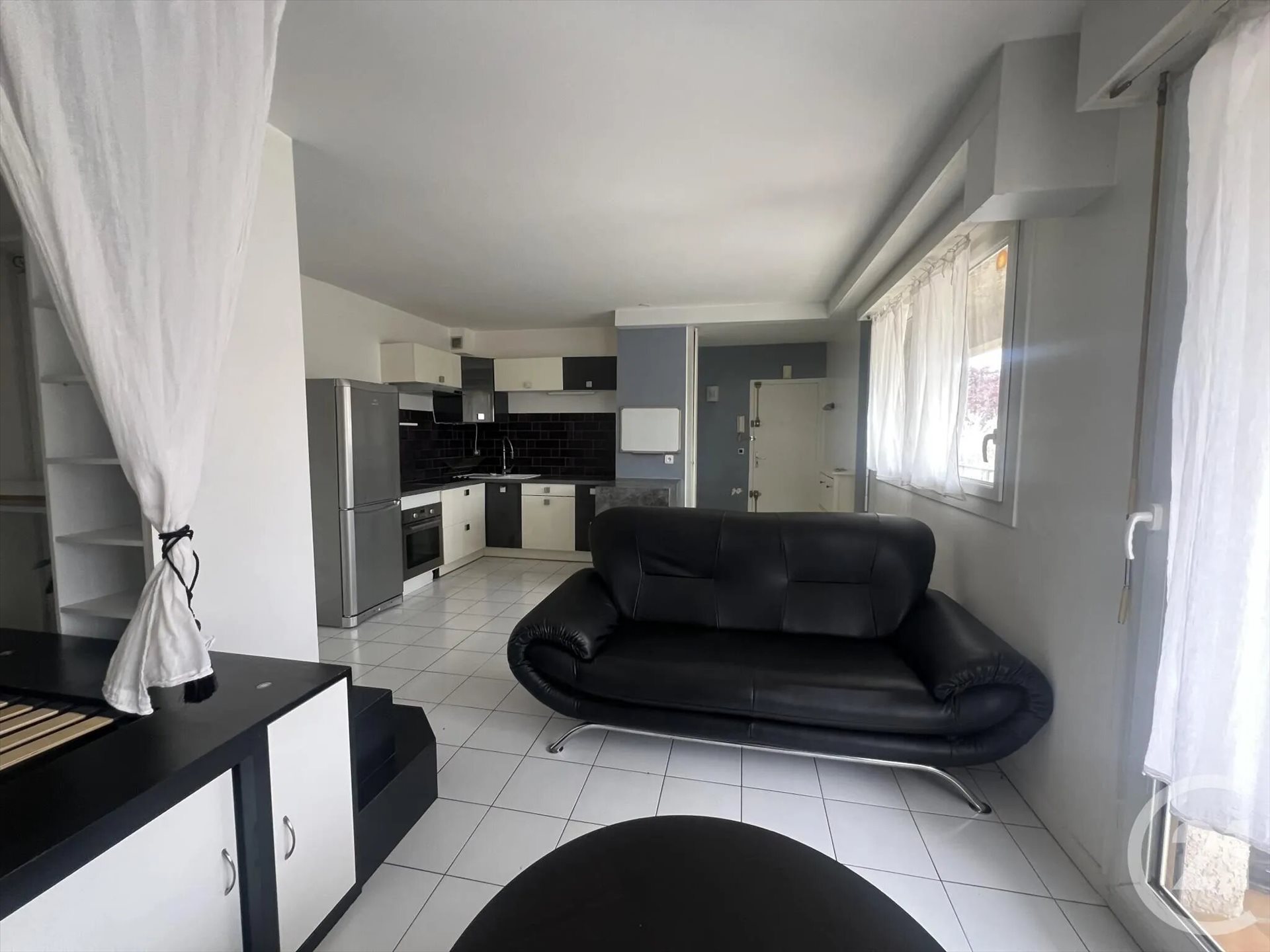 Appartement à louer, 34m², Coubron