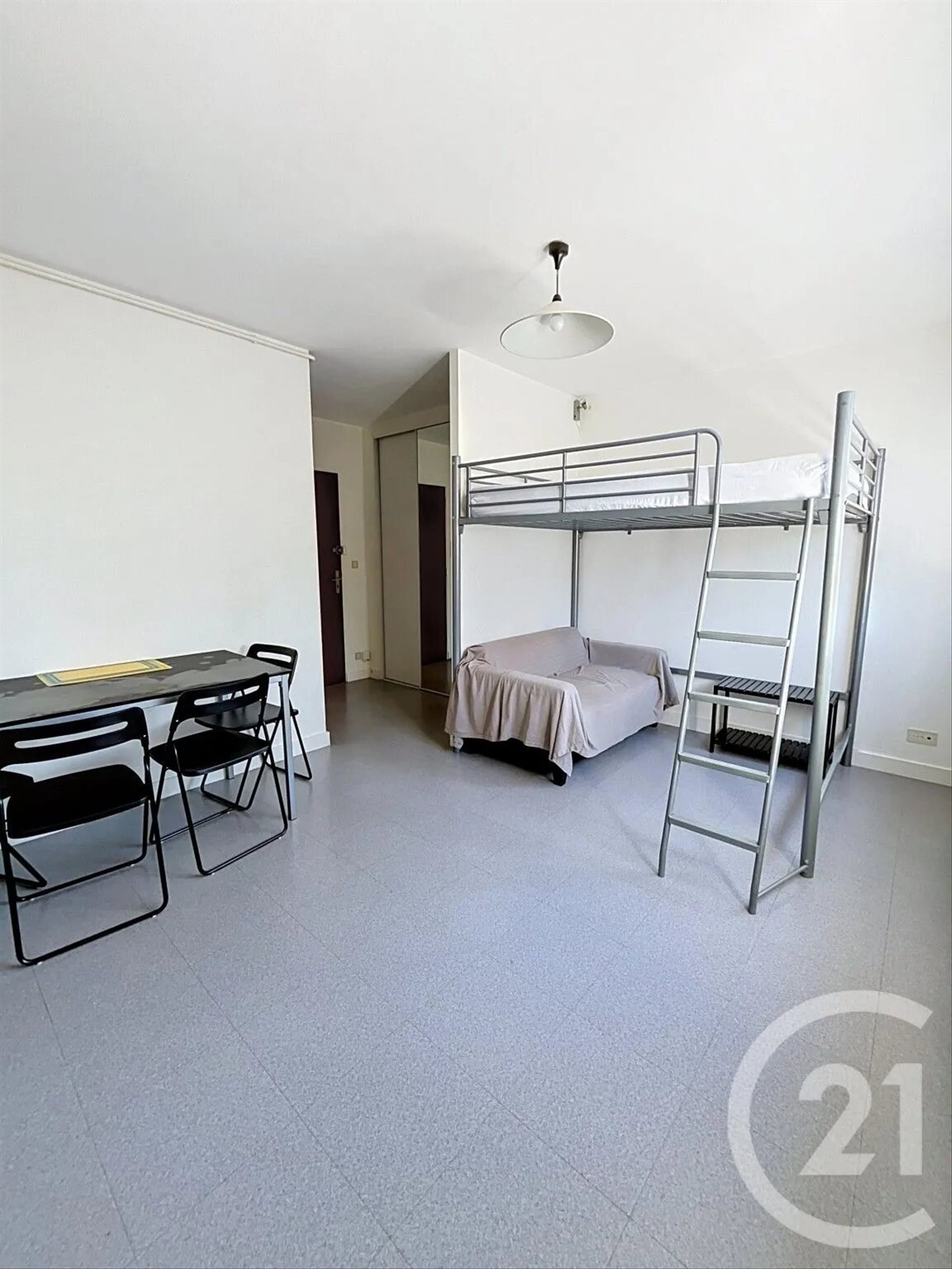Appartement à louer, 23m², Clermont-Ferrand