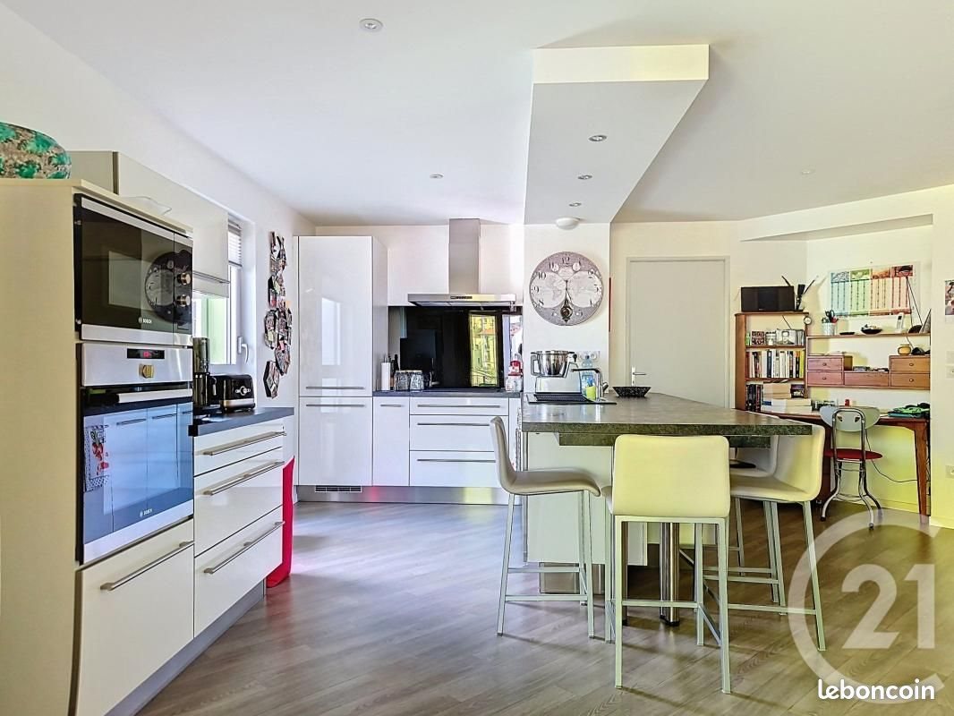 Appartement à vendre, 80m², Clermont-Ferrand