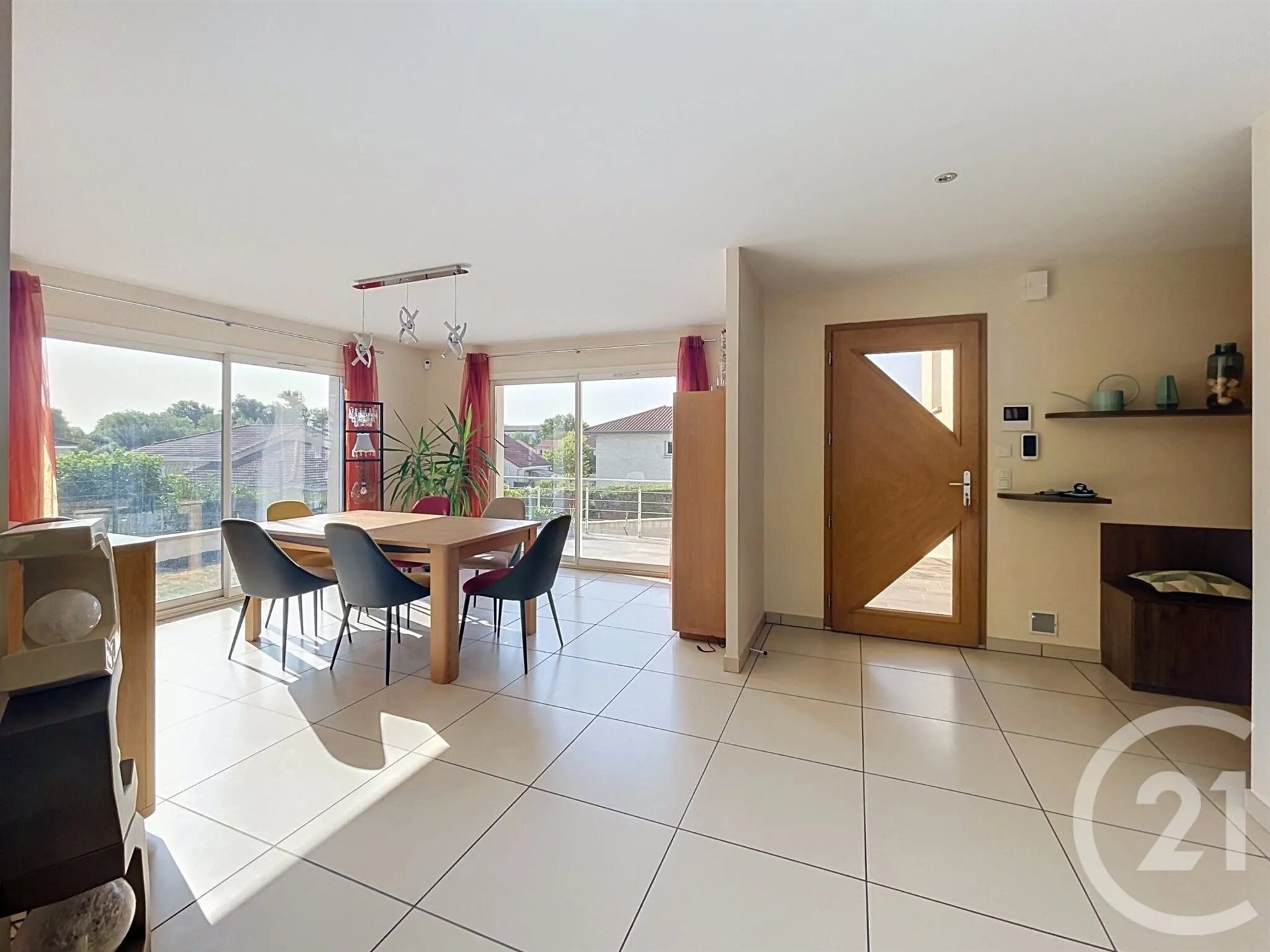 Maison à vendre, 196m², Pérignat-lès-Sarliève