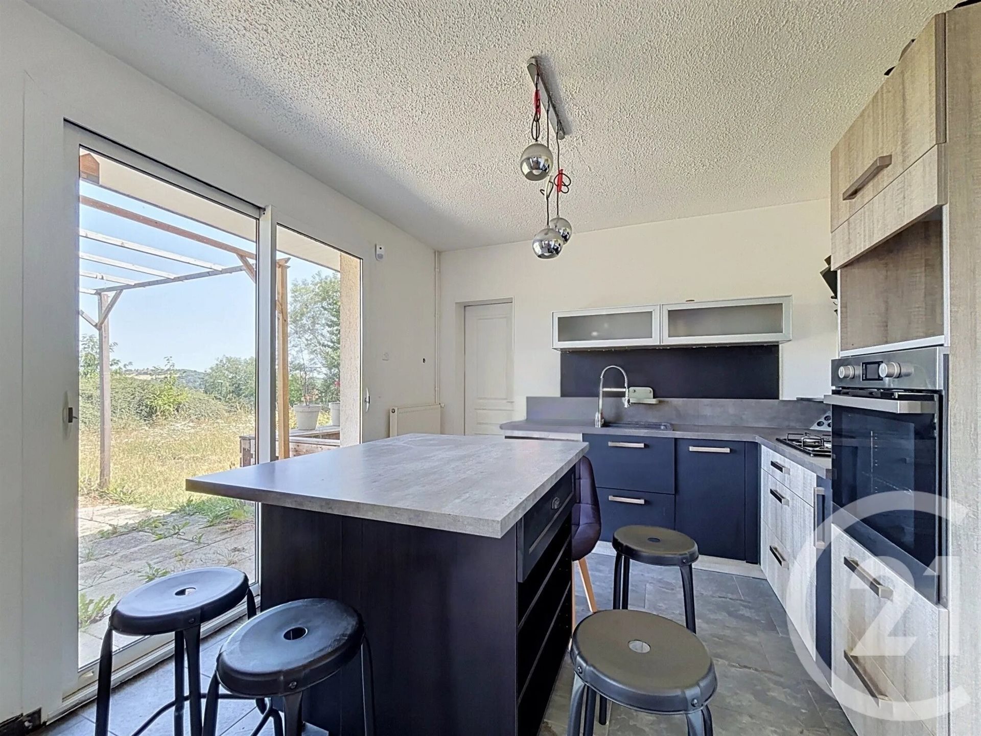 Maison à vendre, 146m², Saint-Genès-Champanelle