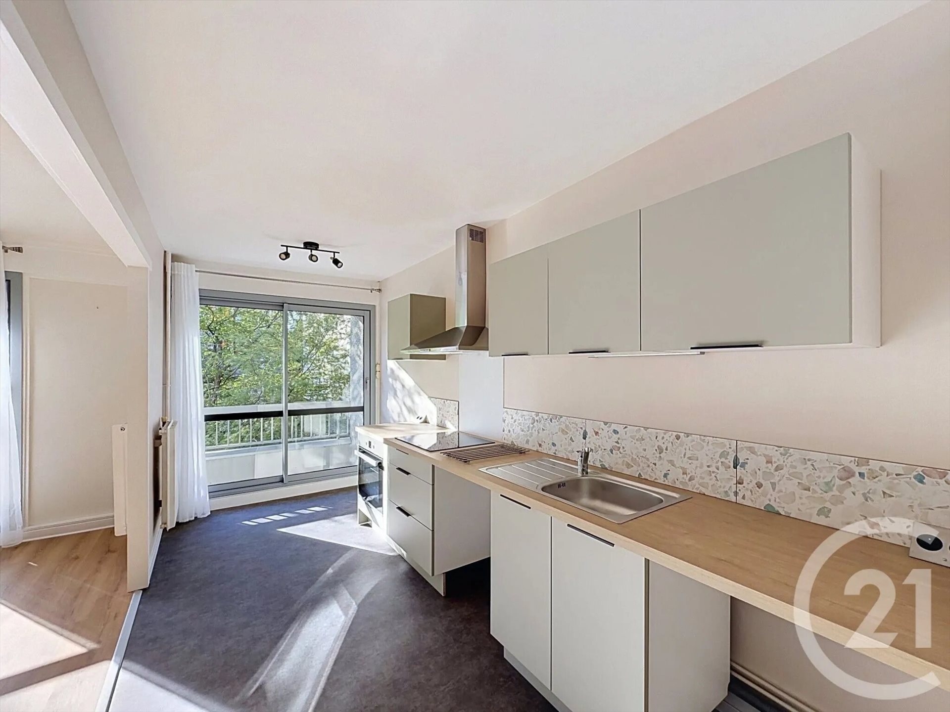 Appartement à louer, 94m², Cournon-d'Auvergne