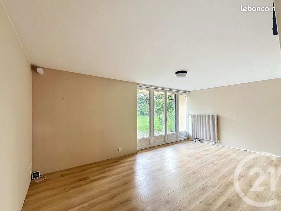 Maison à vendre, 137m², Le Cendre
