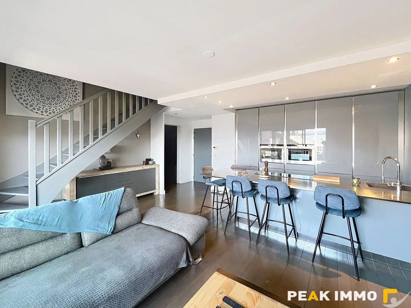 Appartement à louer, 99m², Lucinges