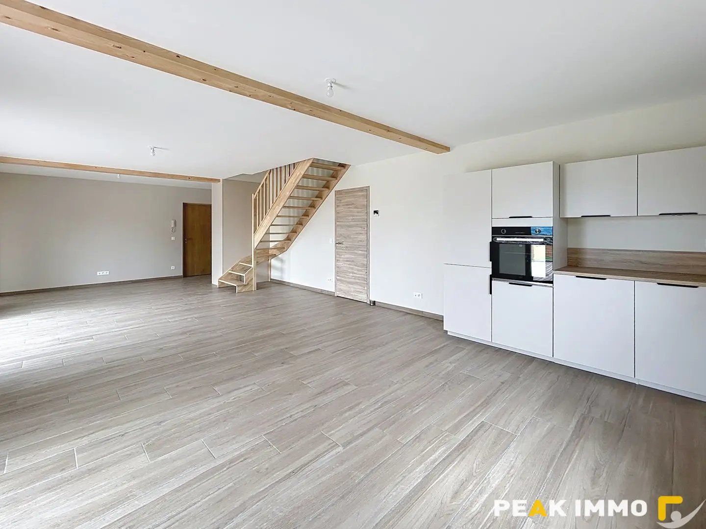 Appartement à louer, 156m², Fillinges