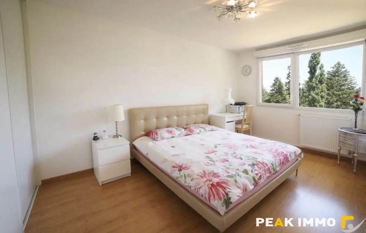 Appartement à louer, 114m², Etrembières