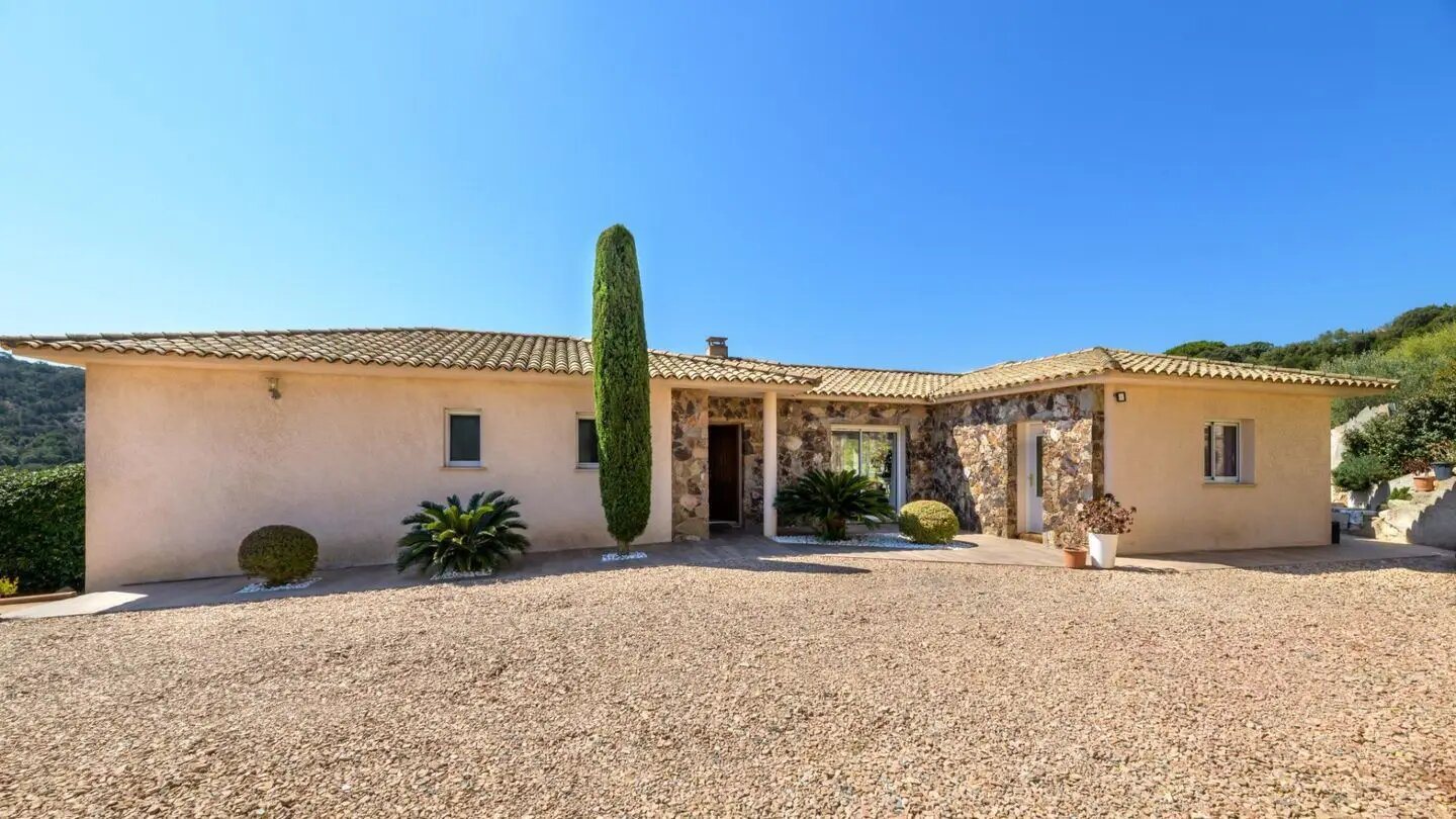 Maison à vendre, 296m², Porto-Vecchio