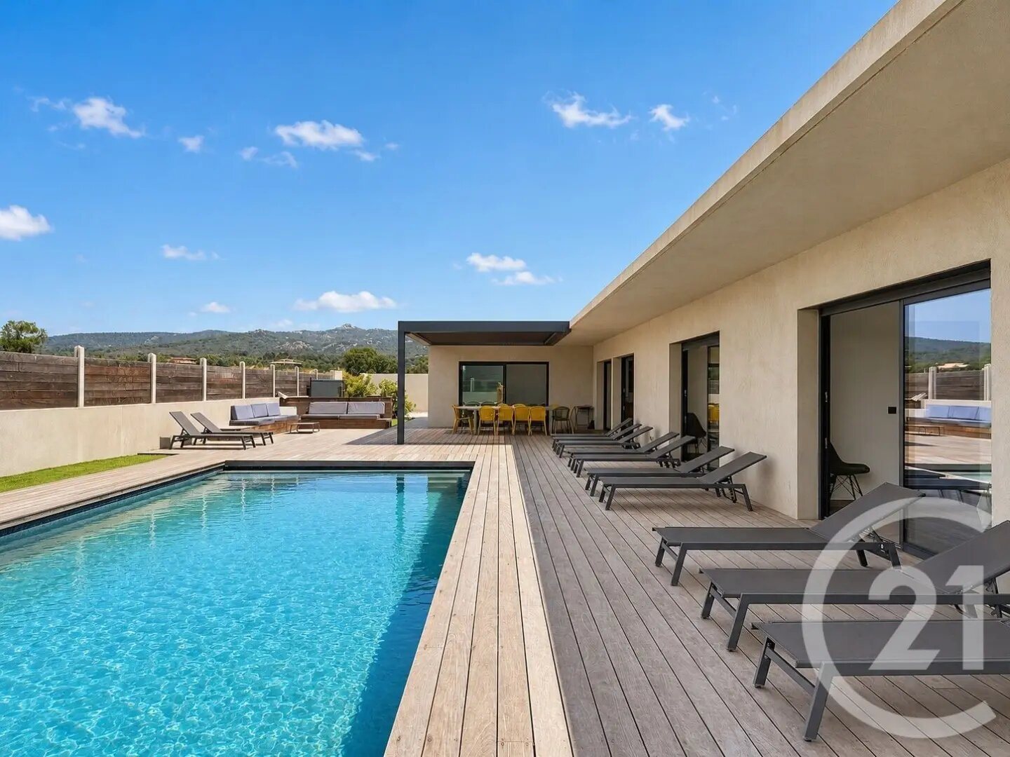 Maison à vendre, 292m², Lecci