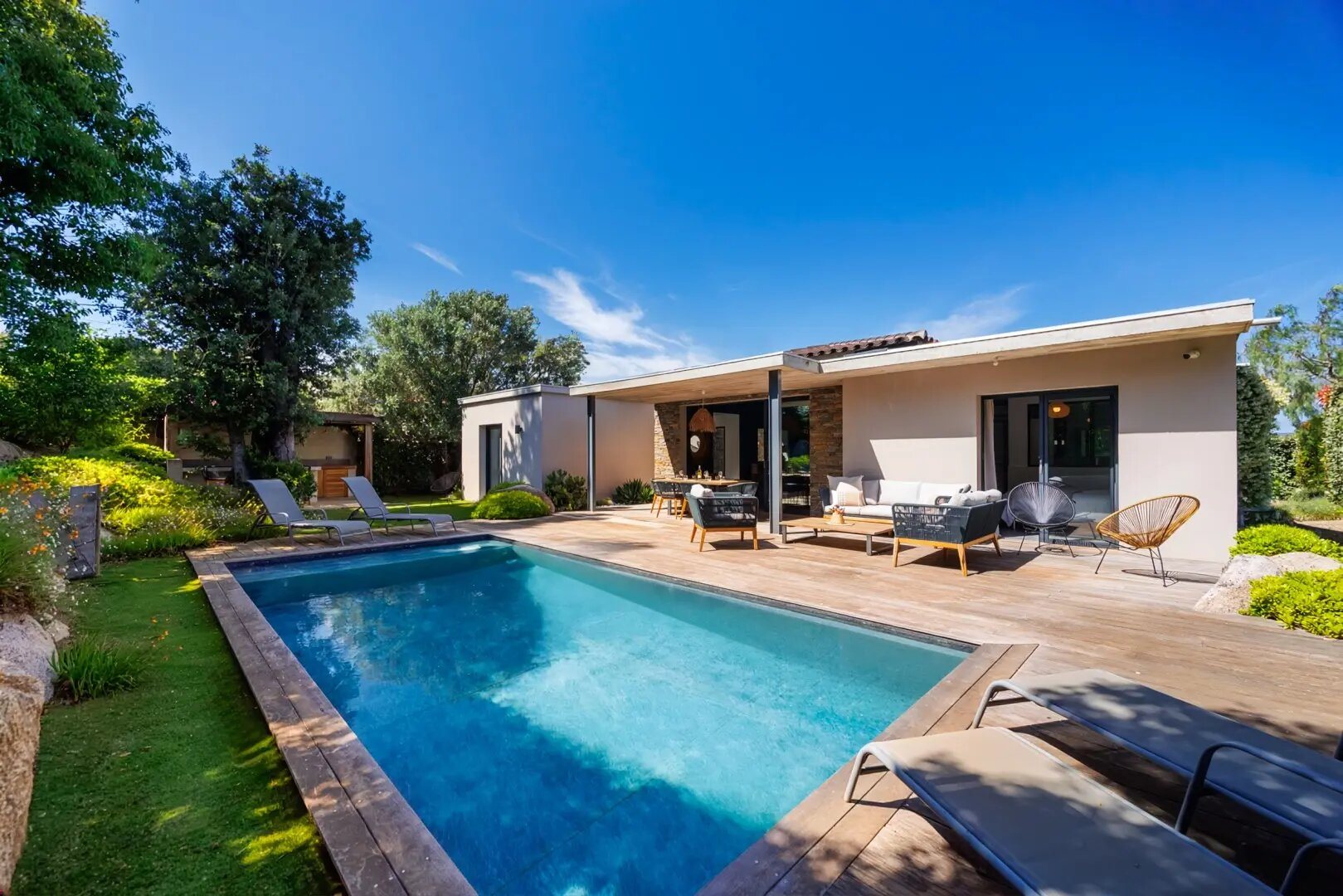 Maison à louer, 170m², Porto-Vecchio