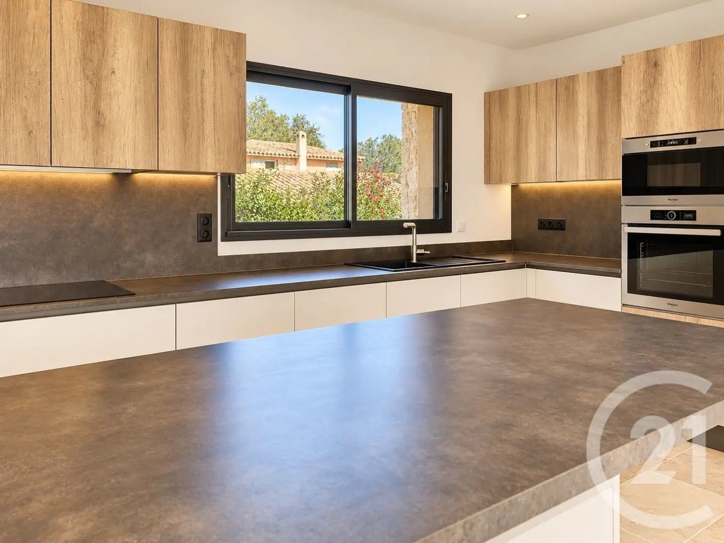 Maison à vendre, 136m², Lecci