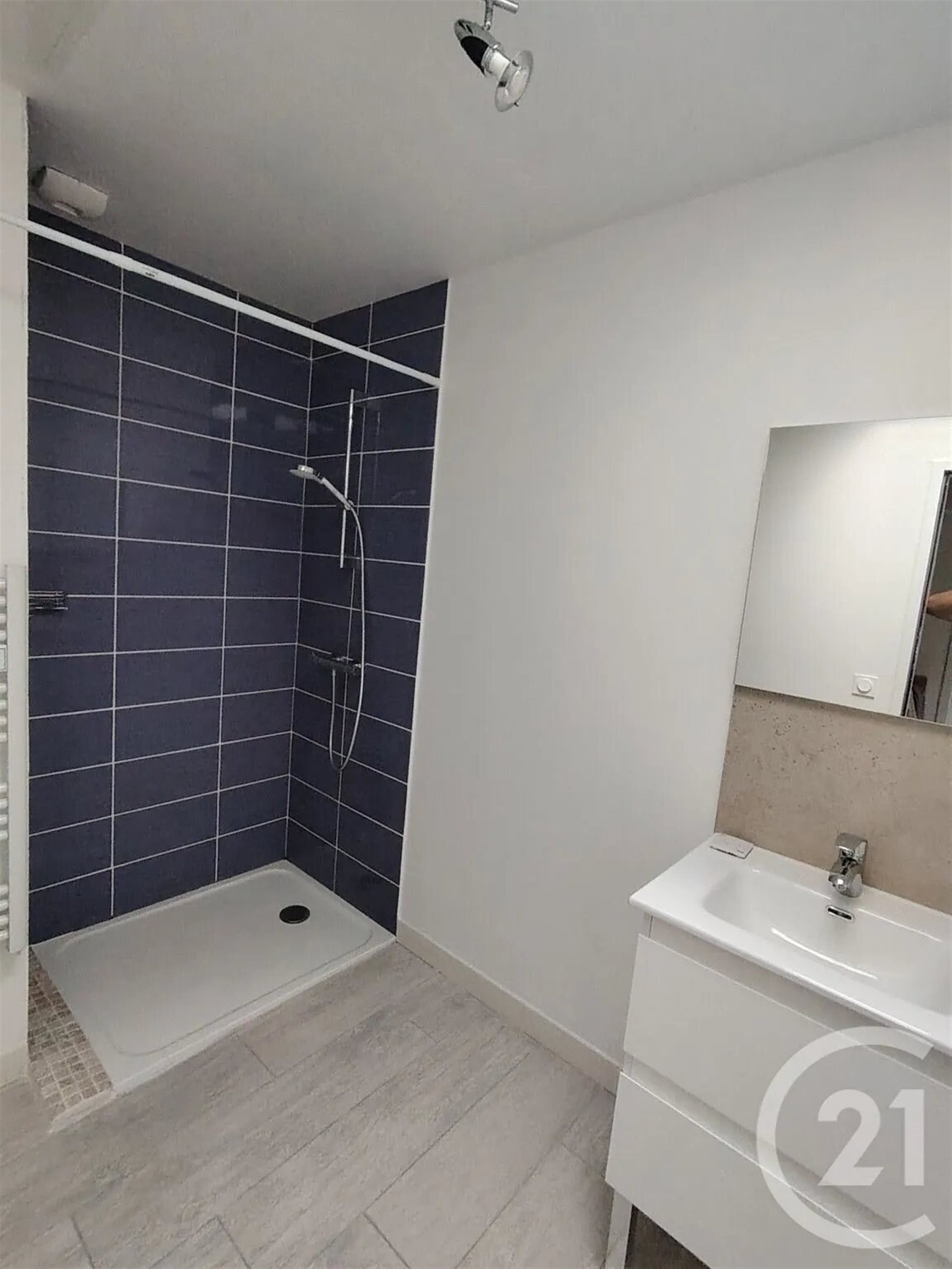Maison à louer, 66m², Preignac