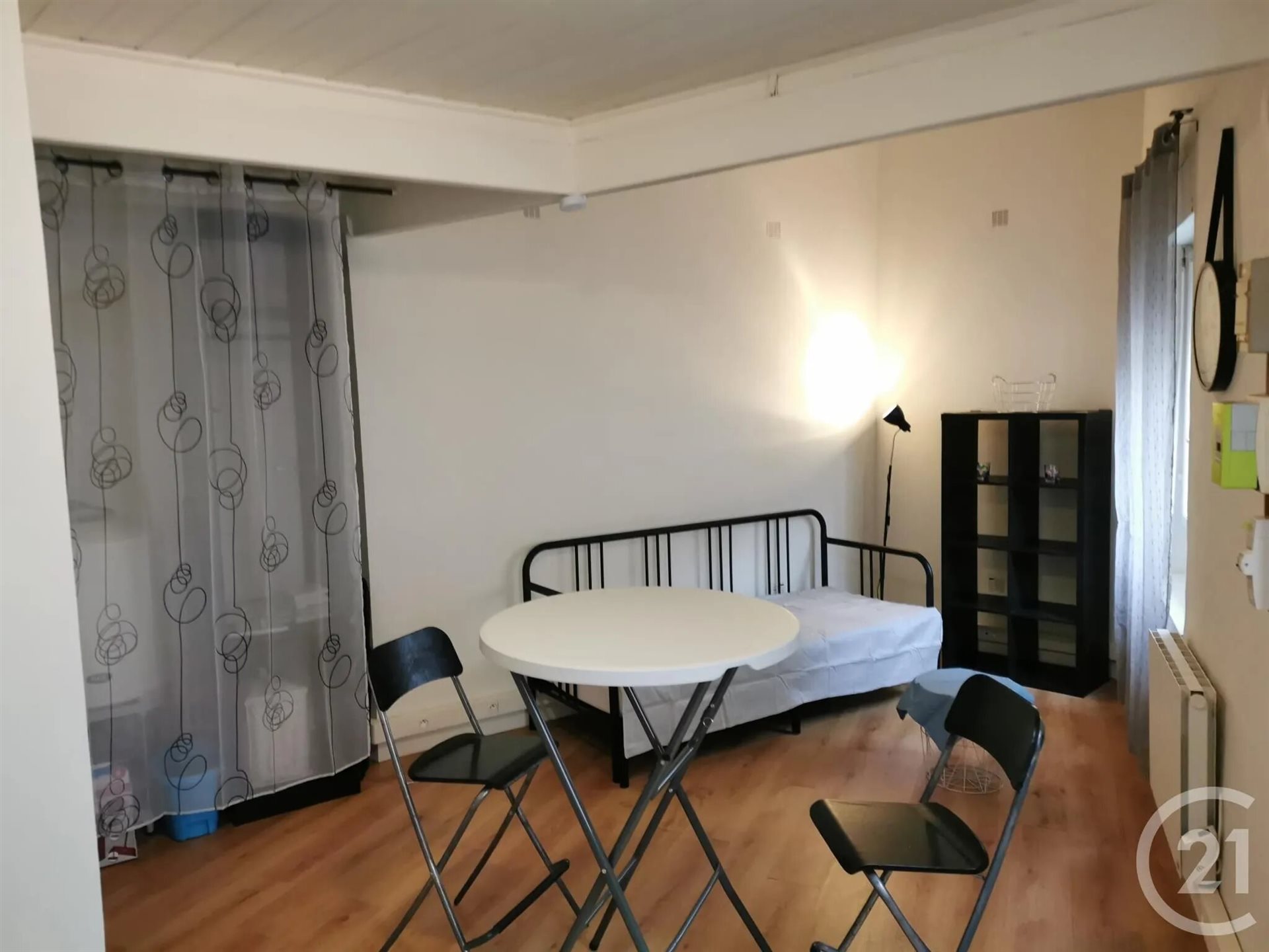 Appartement à louer, 21m², Langon