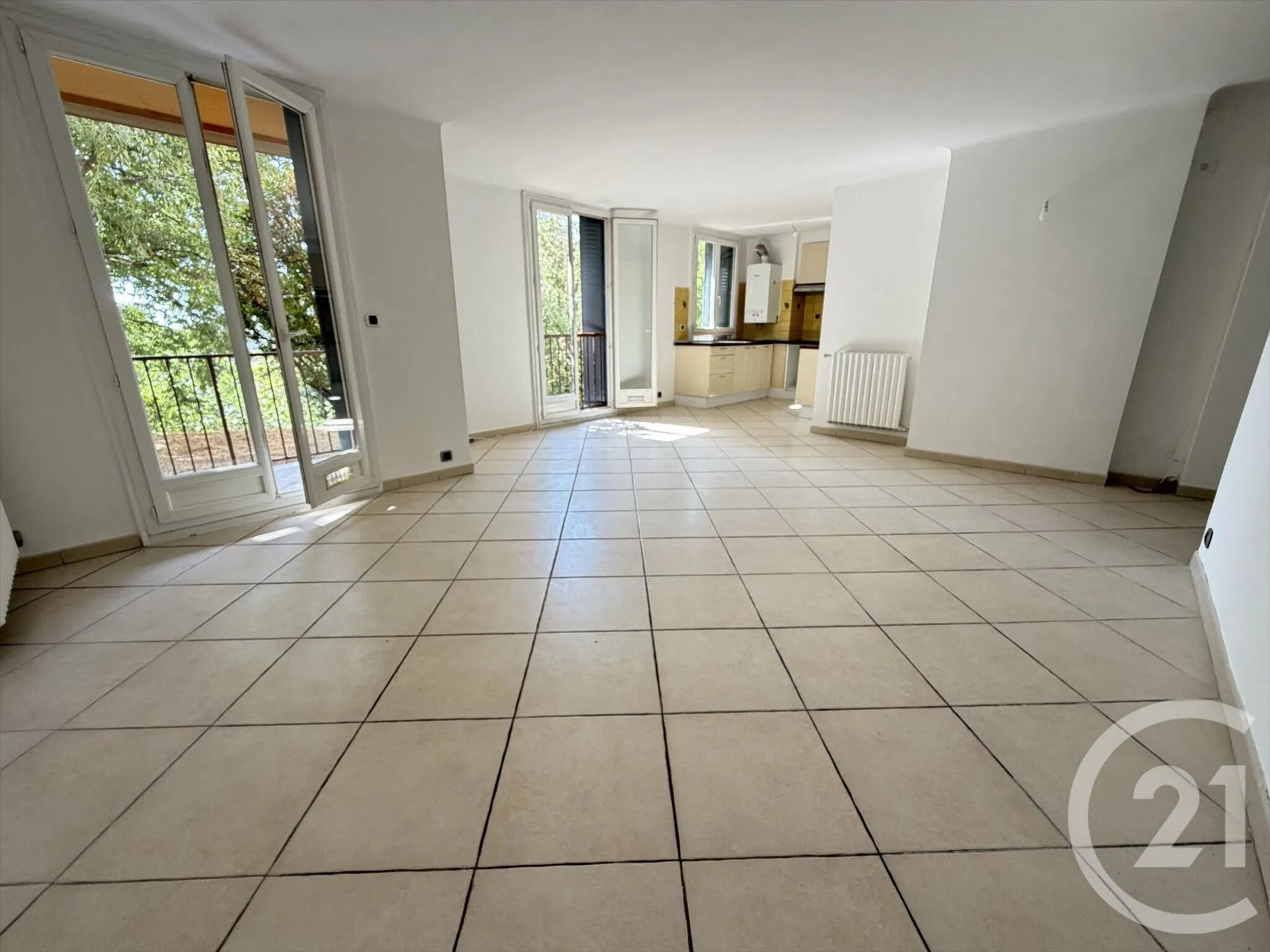Appartement à louer, 68m², Marseille 13ème