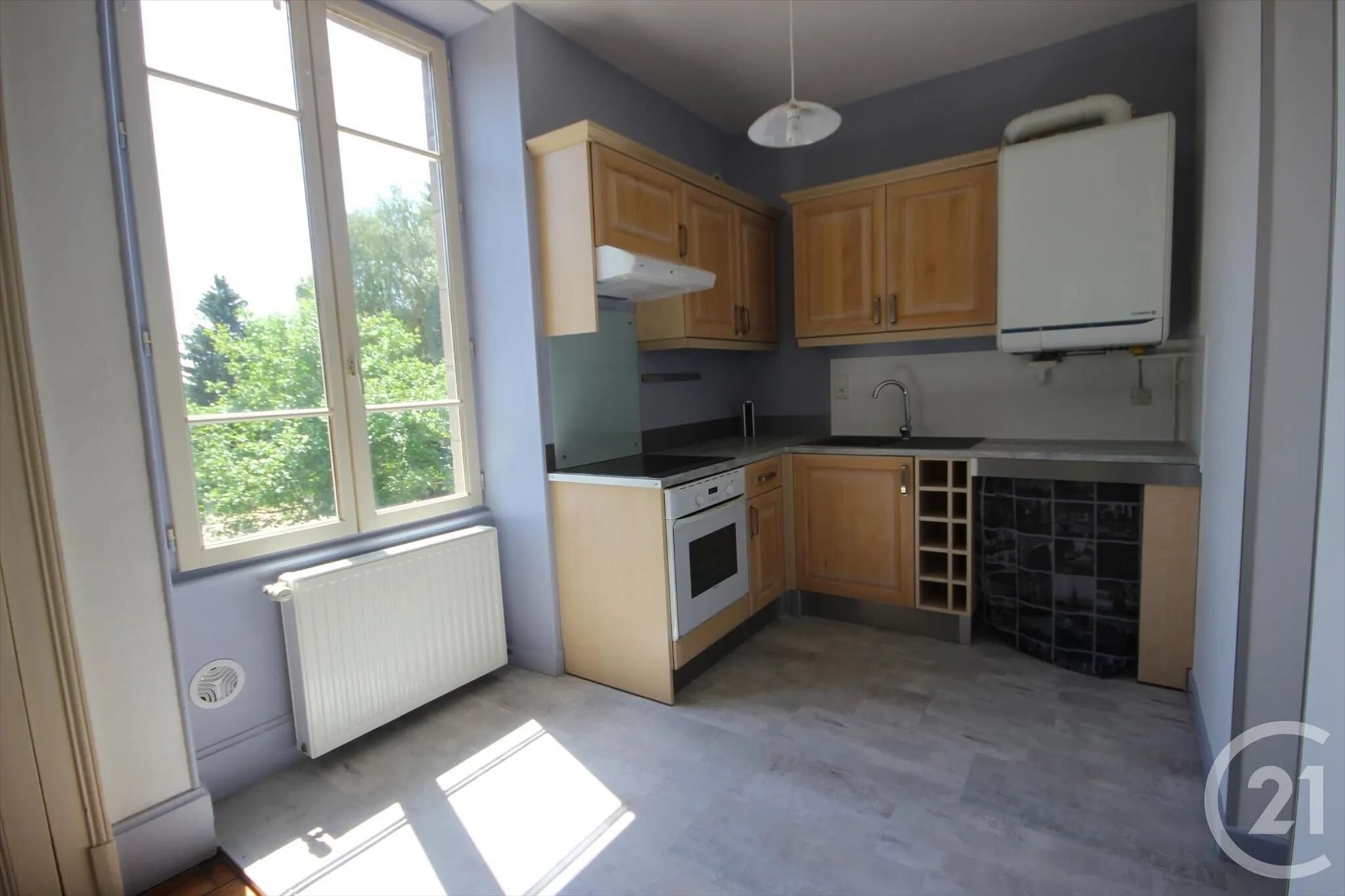 Appartement à louer, 94m², Puy-Guillaume