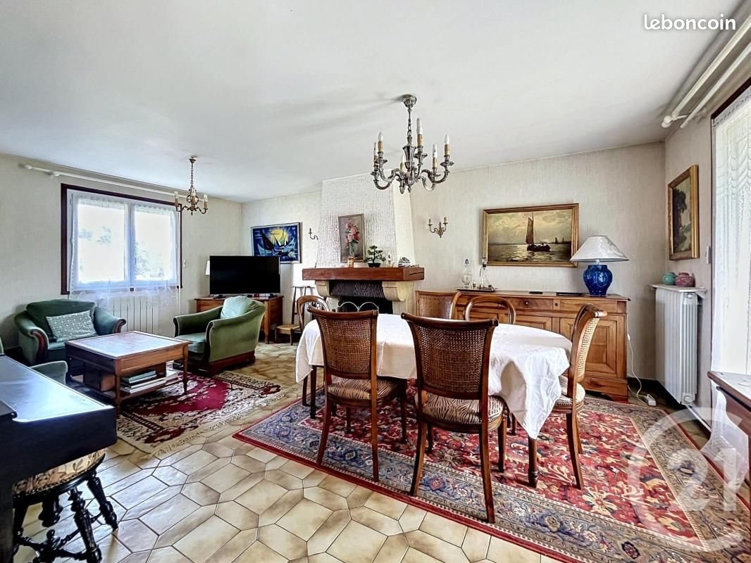 Maison à vendre, 134m², Mozac