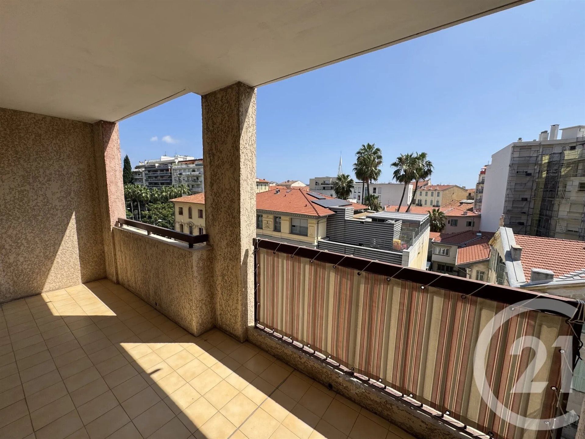 Appartement à louer, 80m², Nice