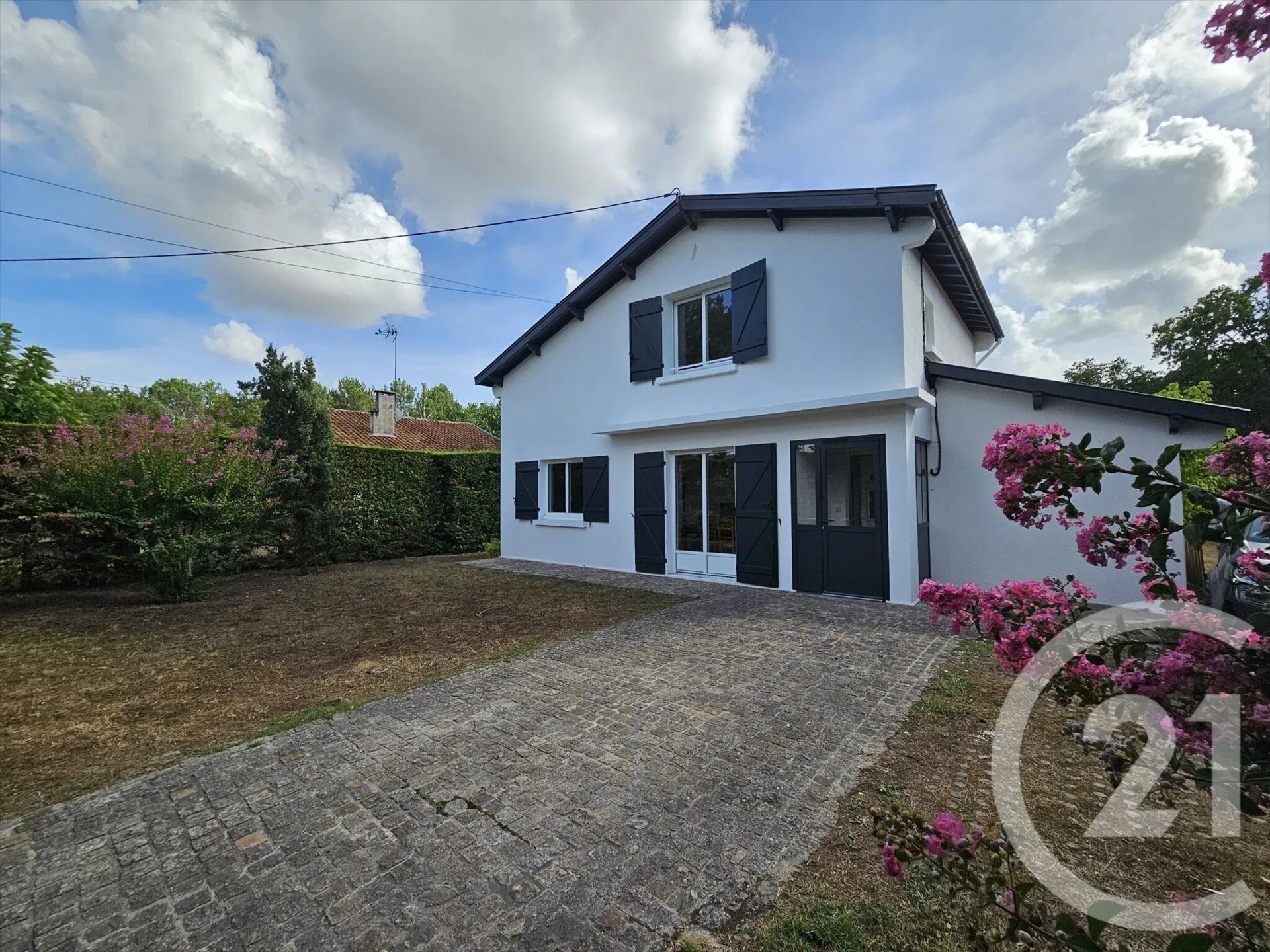 Maison à louer, 85m², Arès