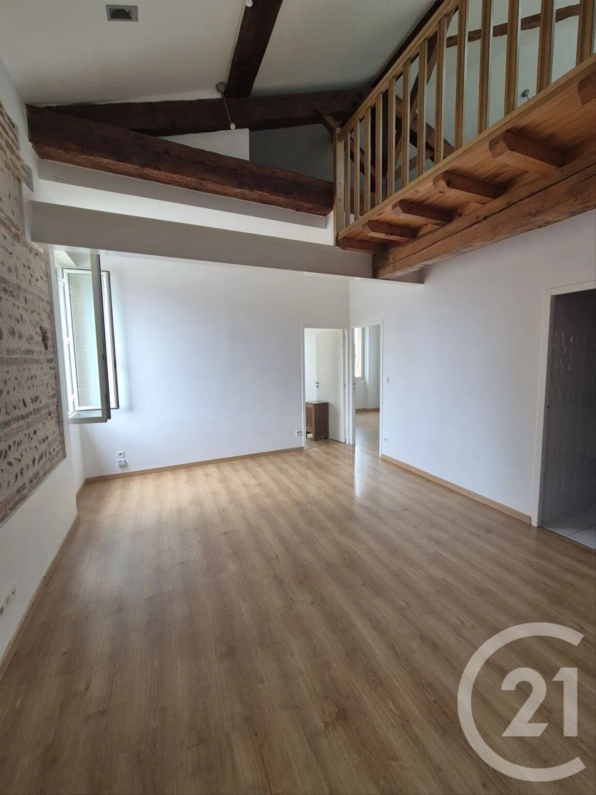 Appartement à louer, 90m², Labastidette