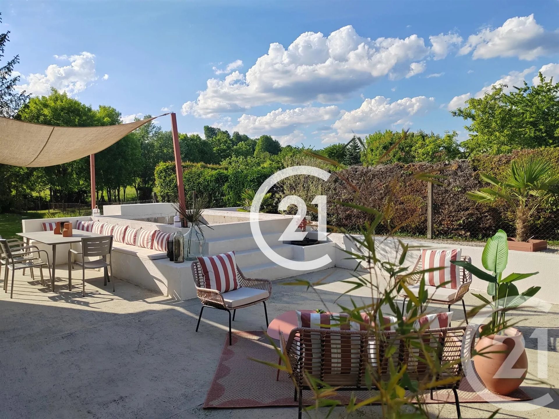 Maison à vendre, 120m², Saint-Laurent-de-Cognac