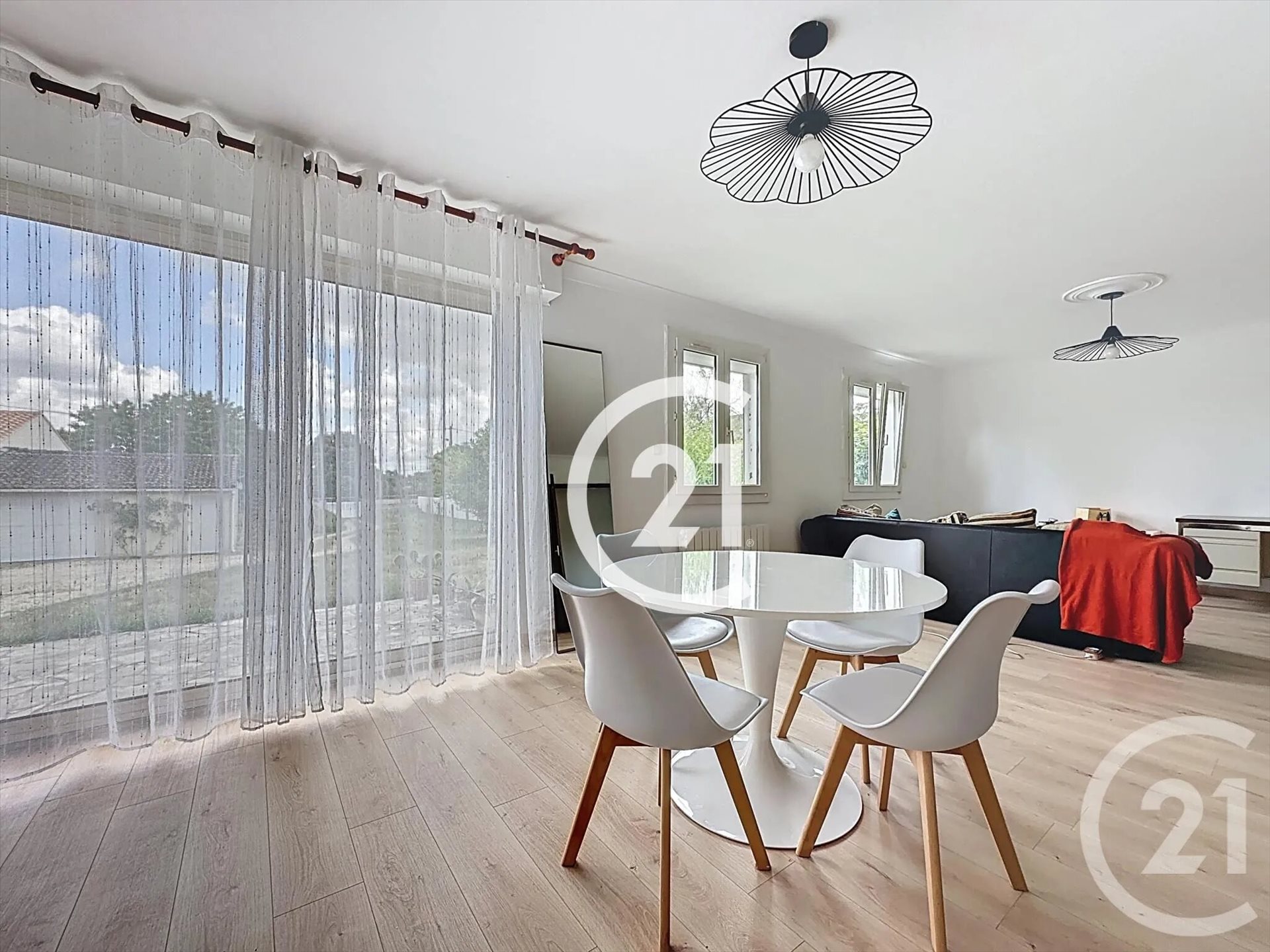Maison à vendre, 109m², Châteaubernard