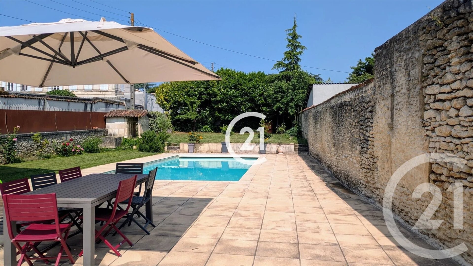 Maison à louer, 255m², Cognac