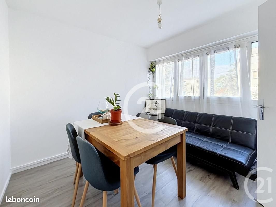 Appartement à louer, 65m², Cognac