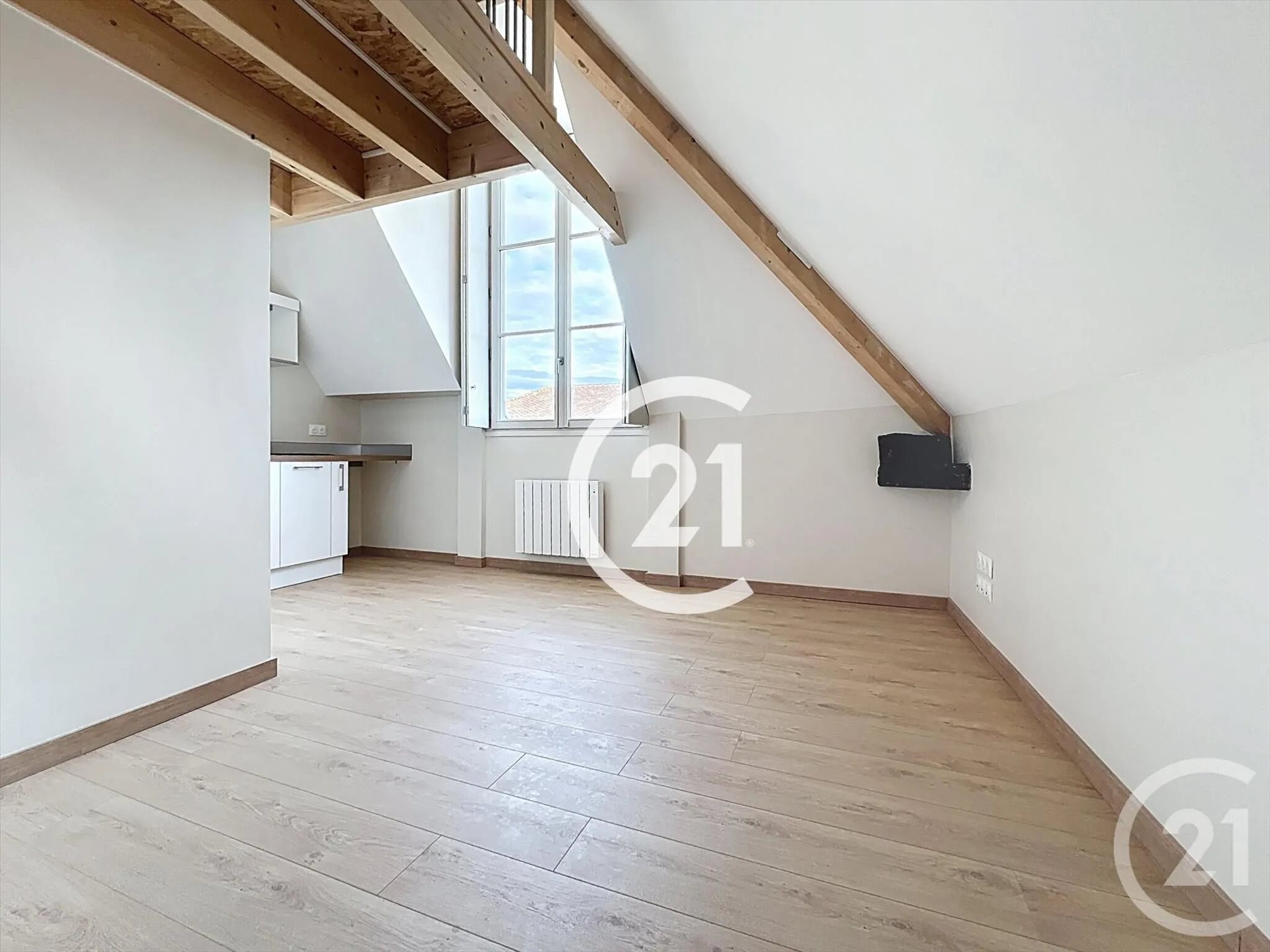 Appartement à louer, 26m², Cognac