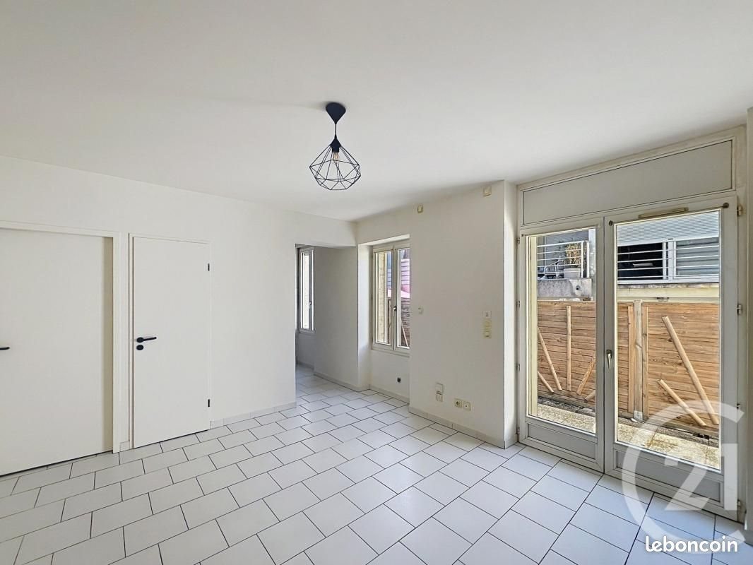 Appartement à louer, 26m², Angoulême