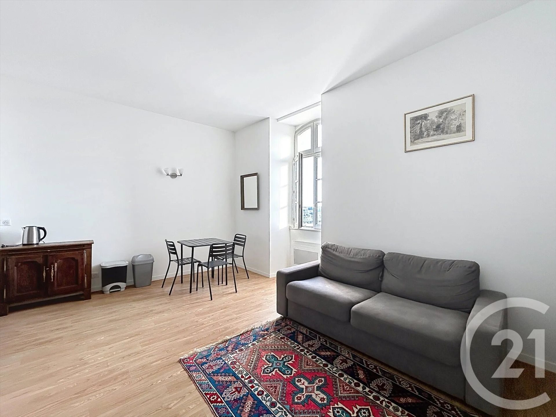 Appartement à louer, 23m², Angoulême