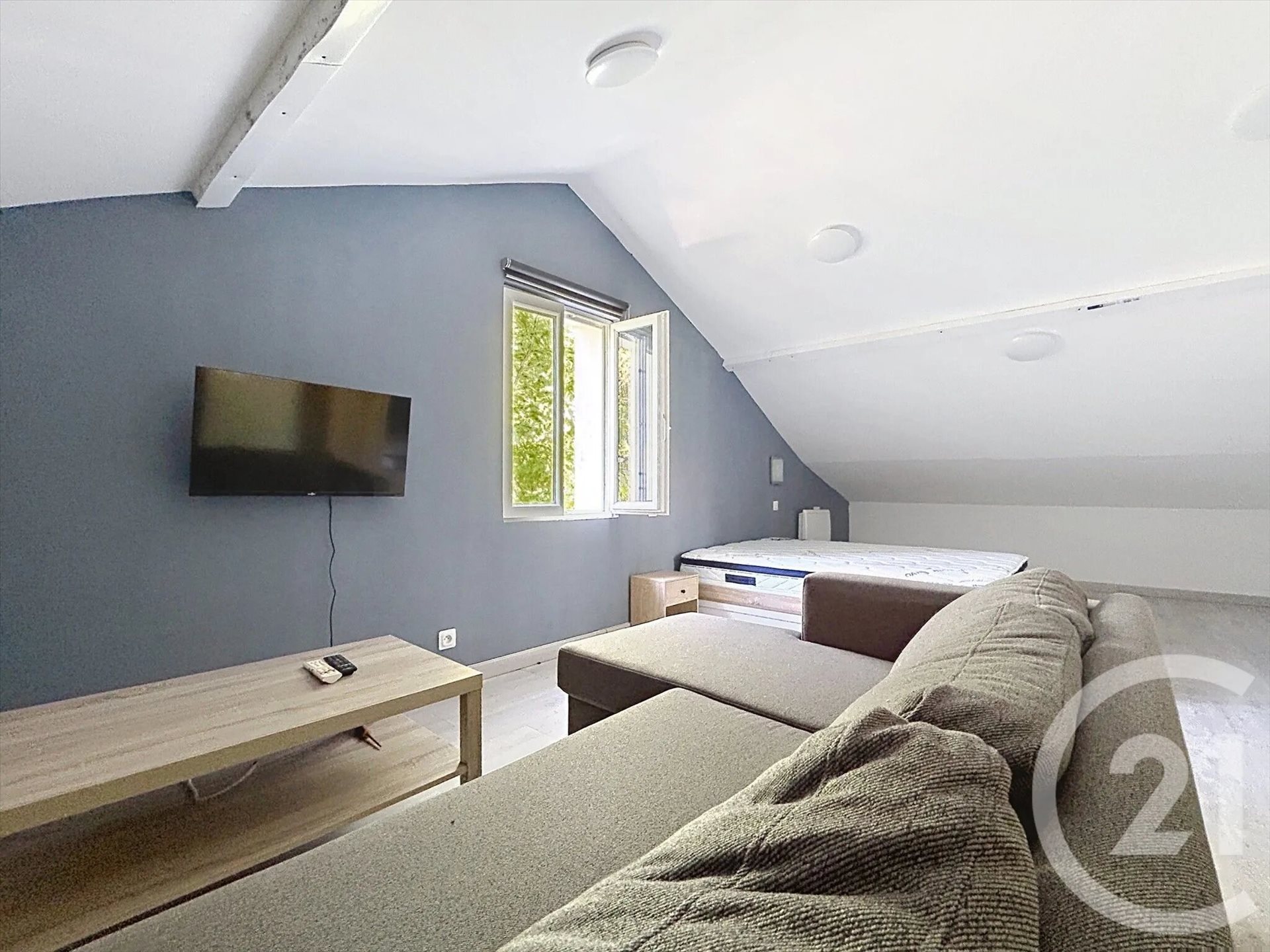 Appartement à louer, 22m², Angoulême