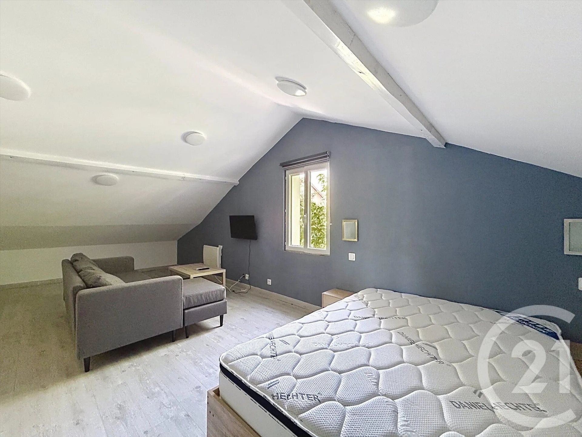 Appartement à louer, 22m², Angoulême
