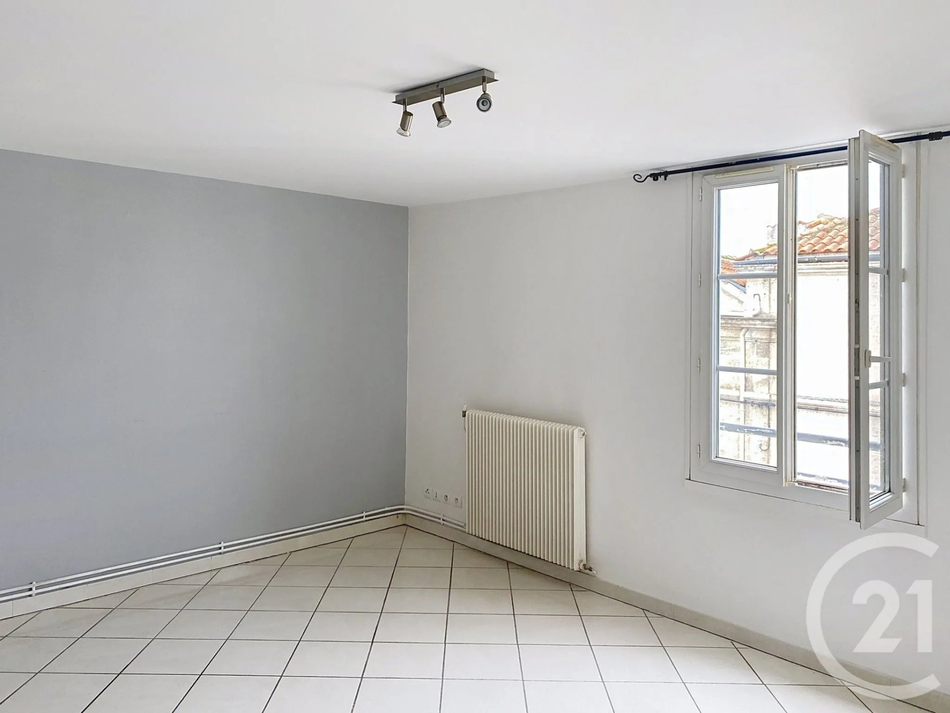 Appartement à louer, 76m², Angoulême