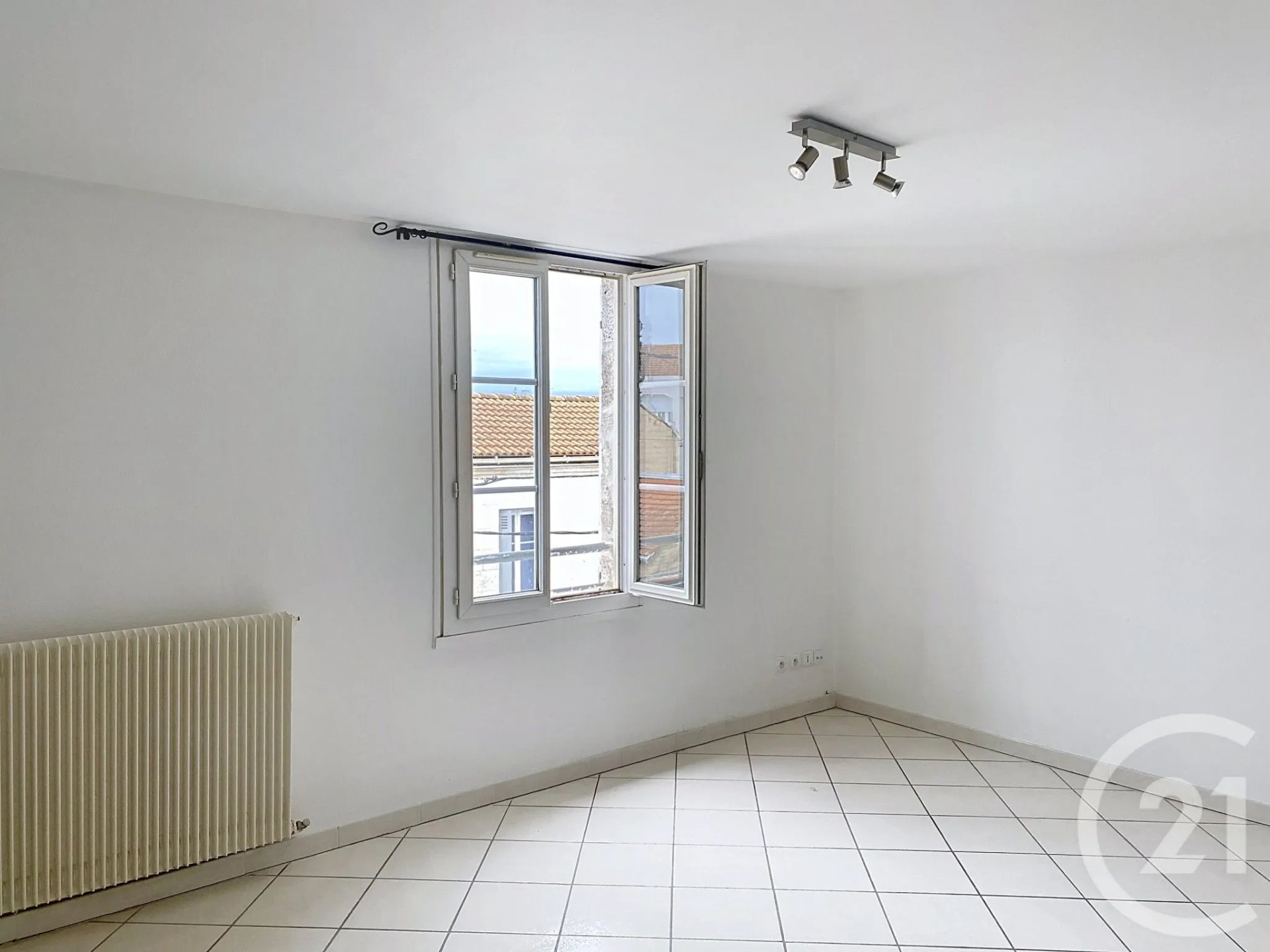 Appartement à louer, 76m², Angoulême