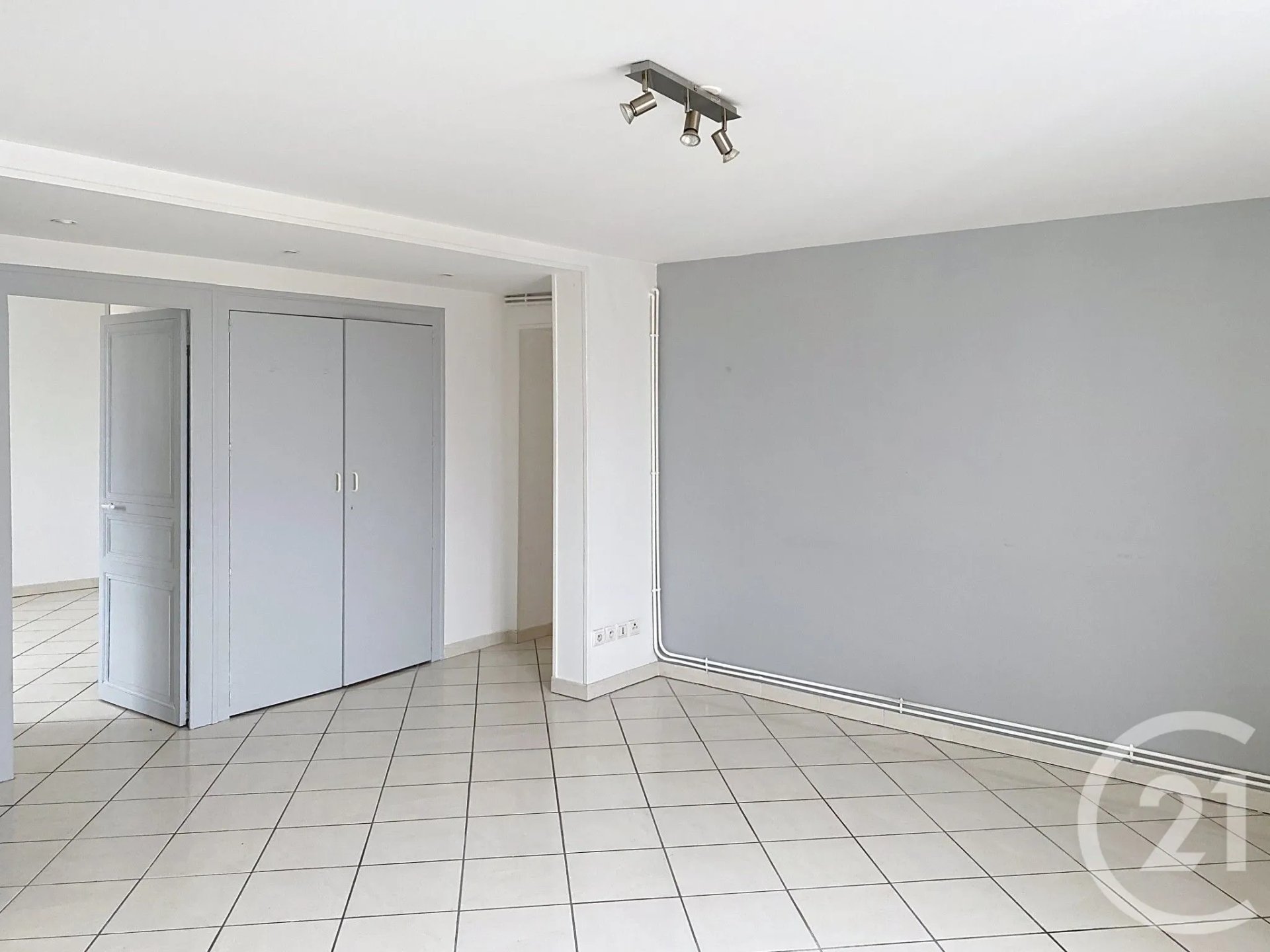 Appartement à louer, 76m², Angoulême