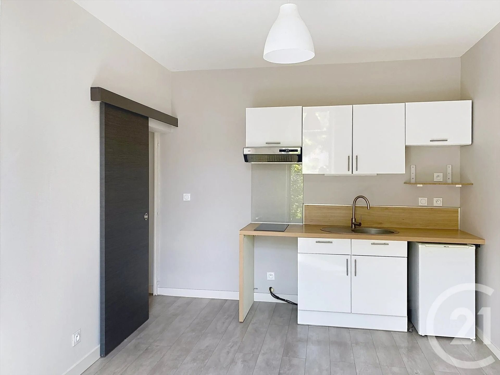 Appartement à louer, 27m², Angoulême