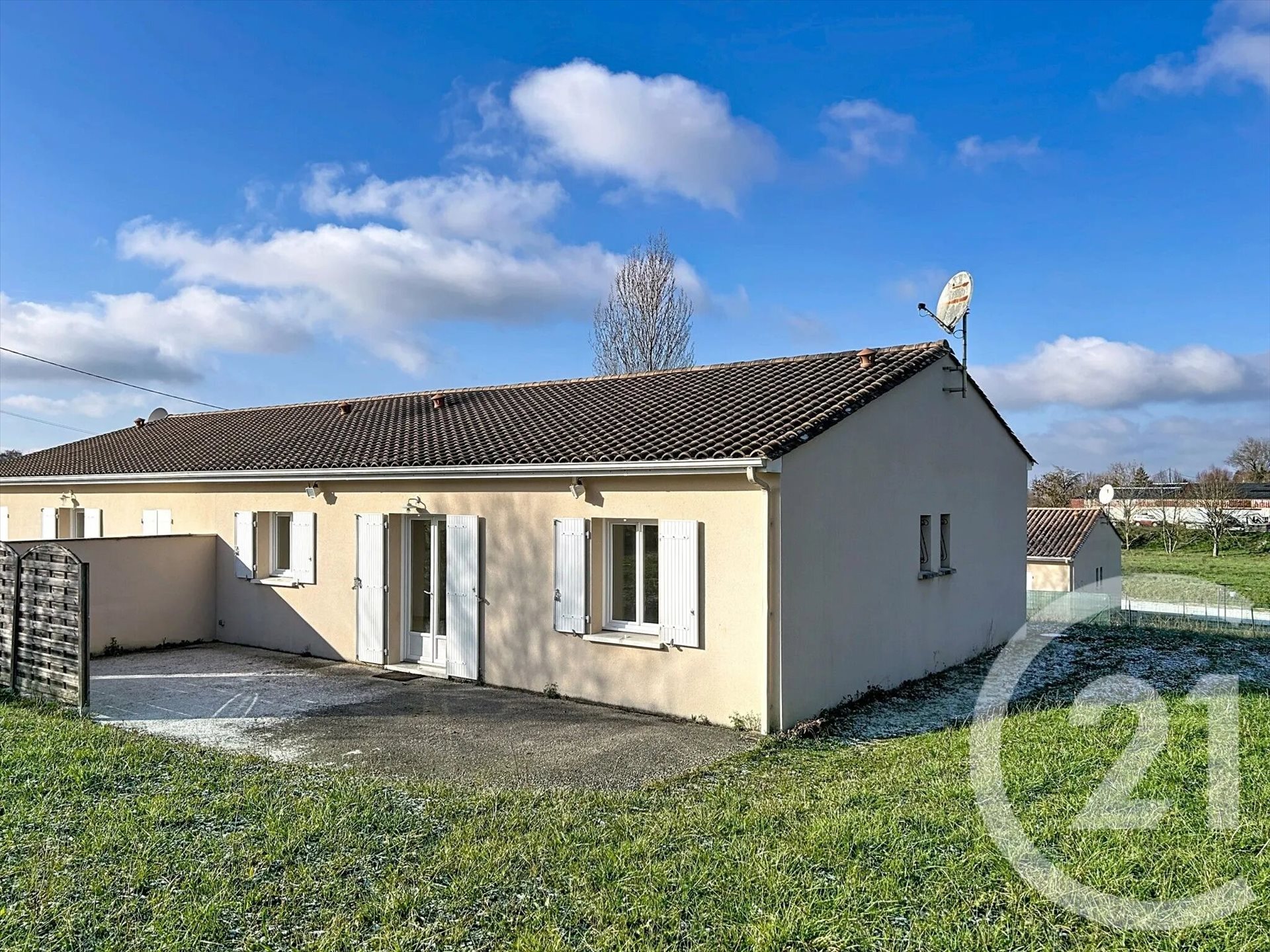 Maison à louer, 70m², Ruelle-sur-Touvre