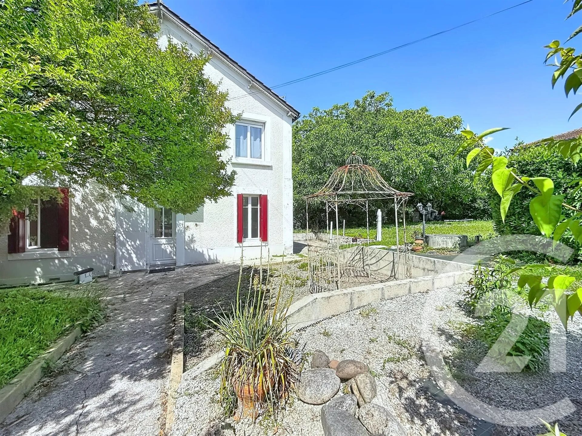 Maison à vendre, 92m², Gond-Pontouvre
