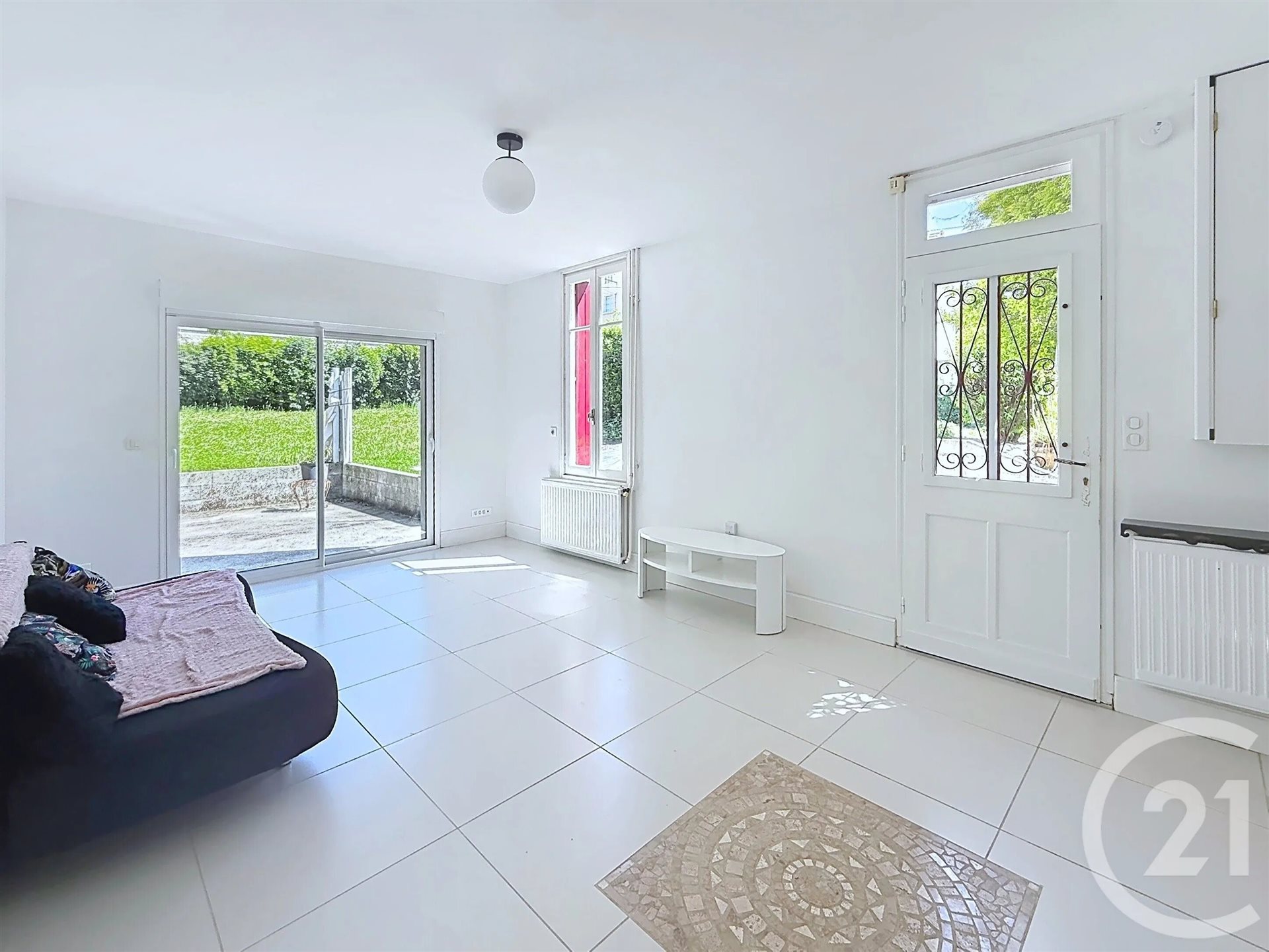 Maison à vendre, 92m², Gond-Pontouvre