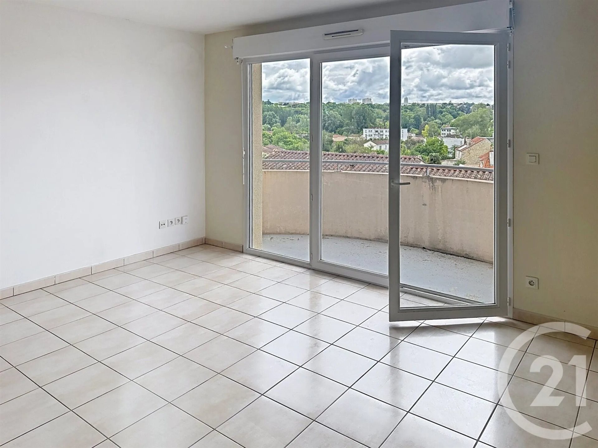 Appartement à vendre, 56m², Angoulême
