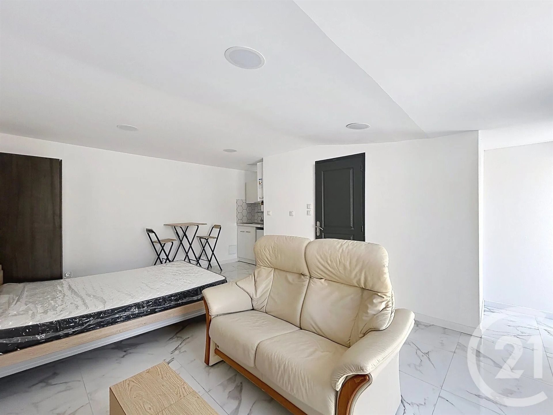 Appartement à louer, 24m², Angoulême