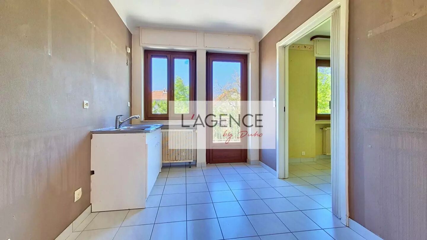 Maison à vendre, 184m², Stuckange