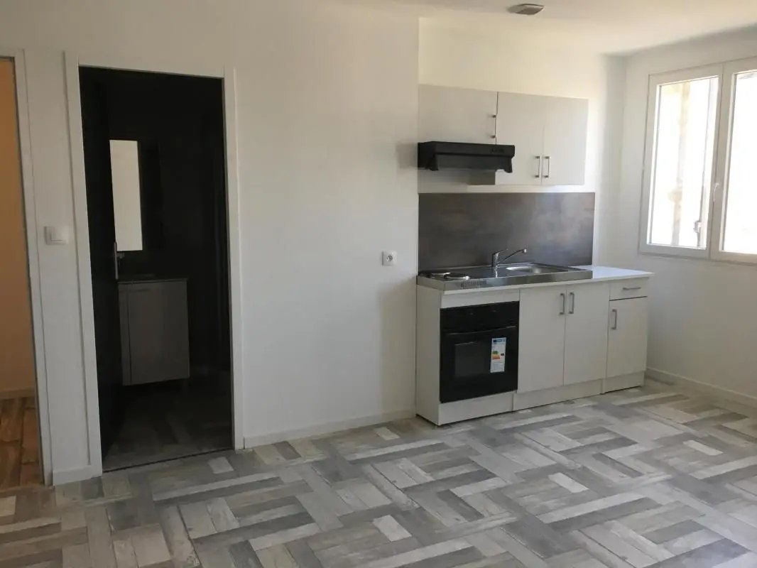 Appartement à louer, 2m², Saint-Laurent-Médoc