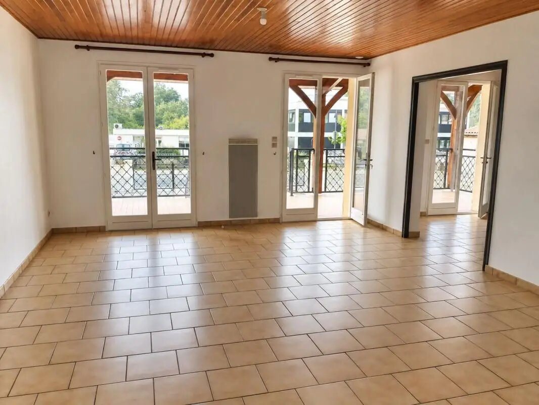 Maison à louer, 145m², Lesparre-Médoc