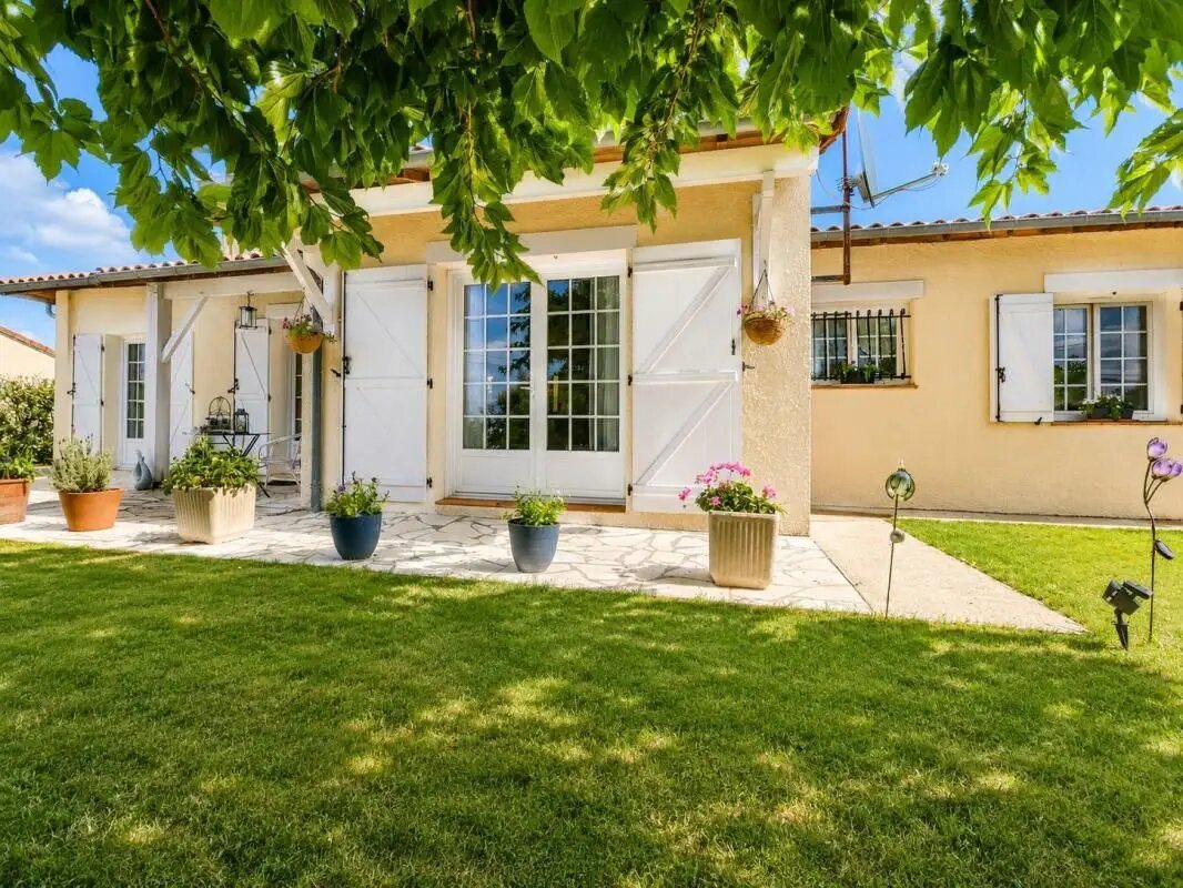 Maison à vendre, 139m², Saint-Seurin-de-Cadourne