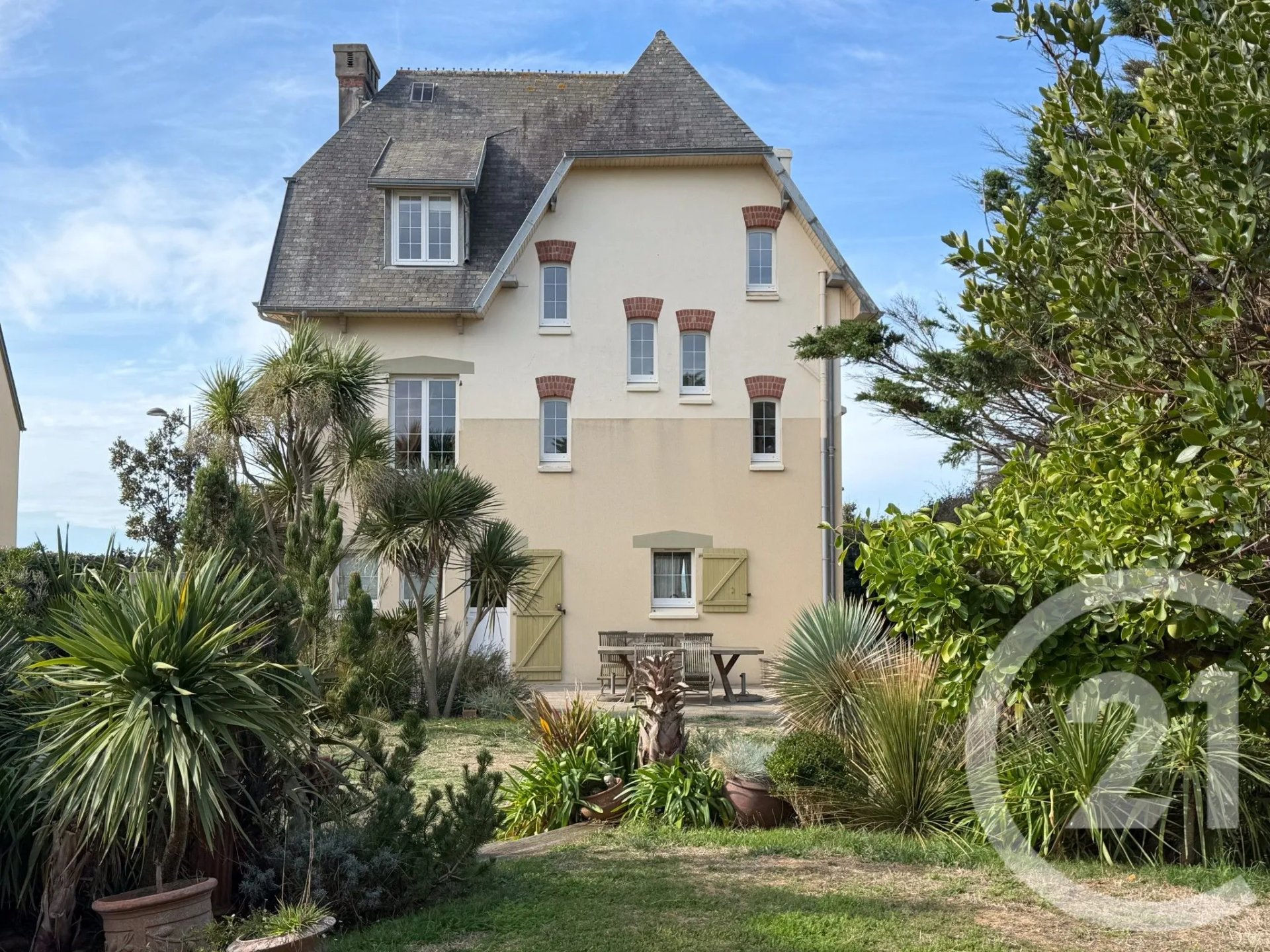 Maison à vendre, 157m², Saint-Jean-de-la-Rivière