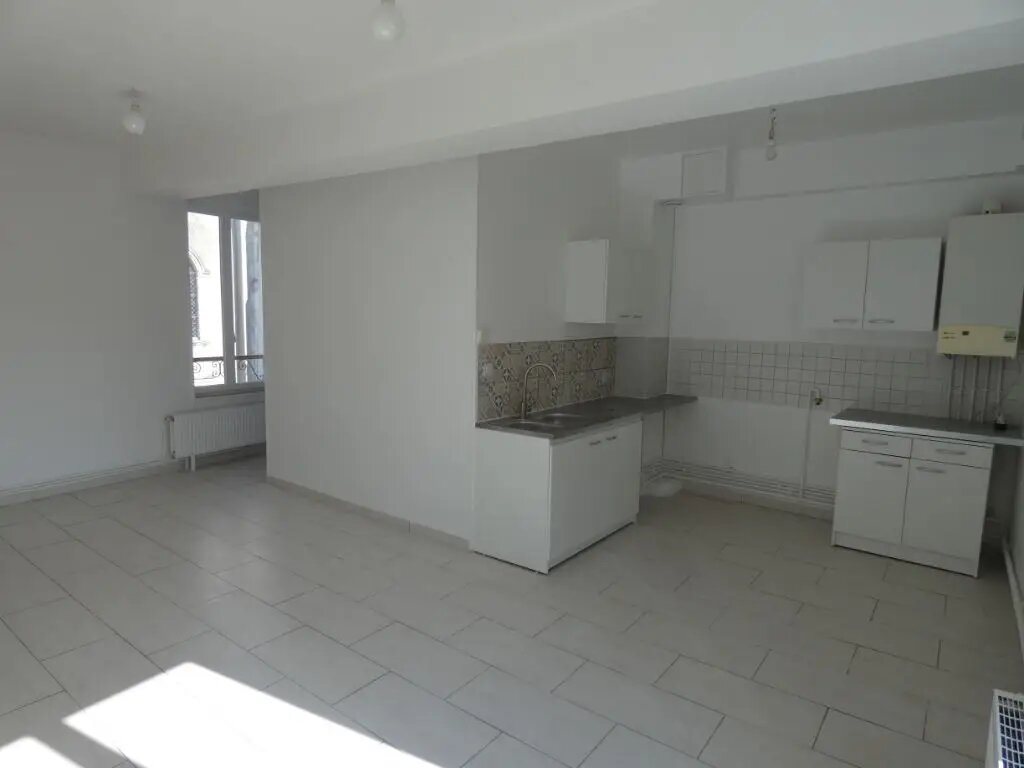 Appartement à louer, 57m², Nogent-l'Artaud