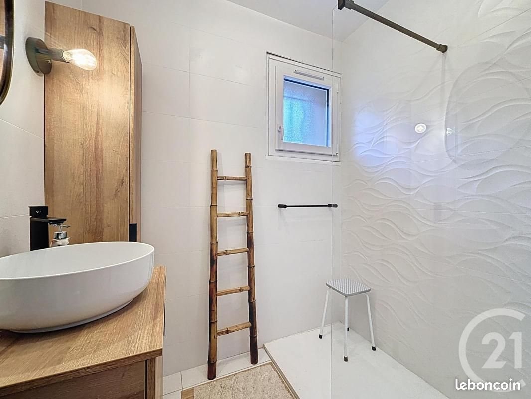 Appartement à vendre, 53m², Vals-près-le-Puy